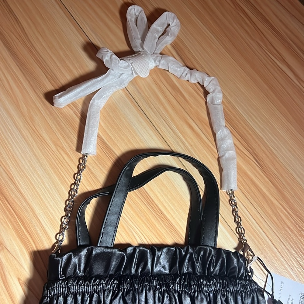 NWT Kendall + Kylee crossbody bag - Picture 3 of 9